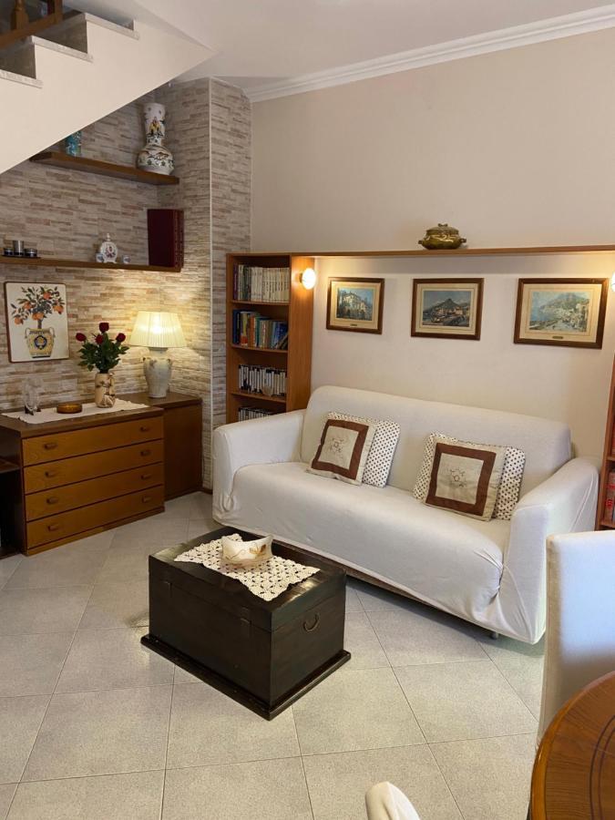 Aparthotel Residenza Antico Borgo del Pozzo Tramonti Exterior foto