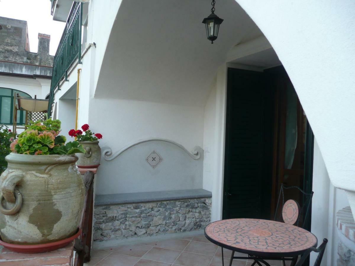 Aparthotel Residenza Antico Borgo del Pozzo Tramonti Exterior foto